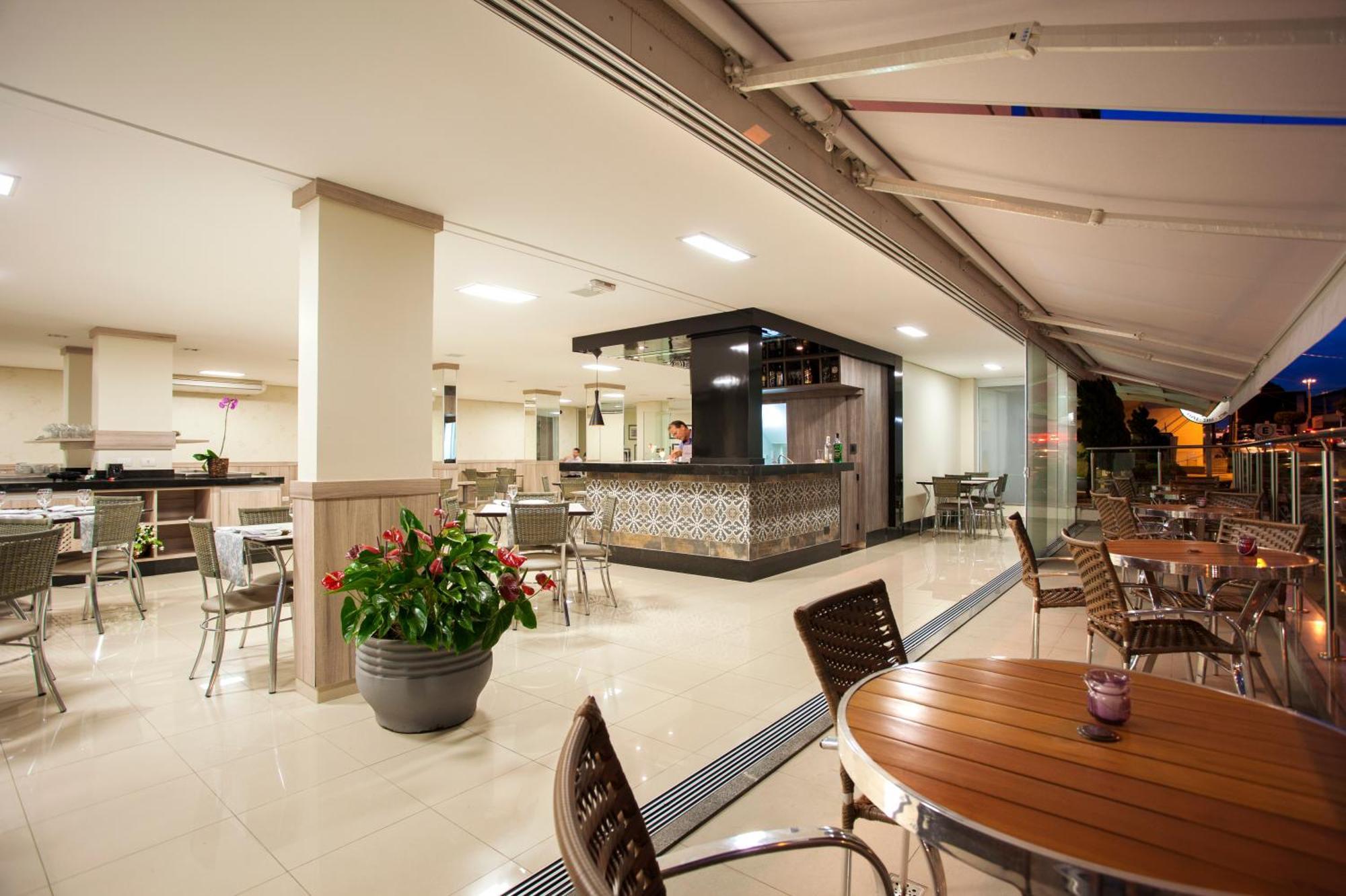 Estoril Hotel Marilia Exterior photo